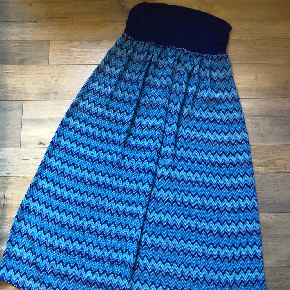 MAXI SKIRT White House black market size M